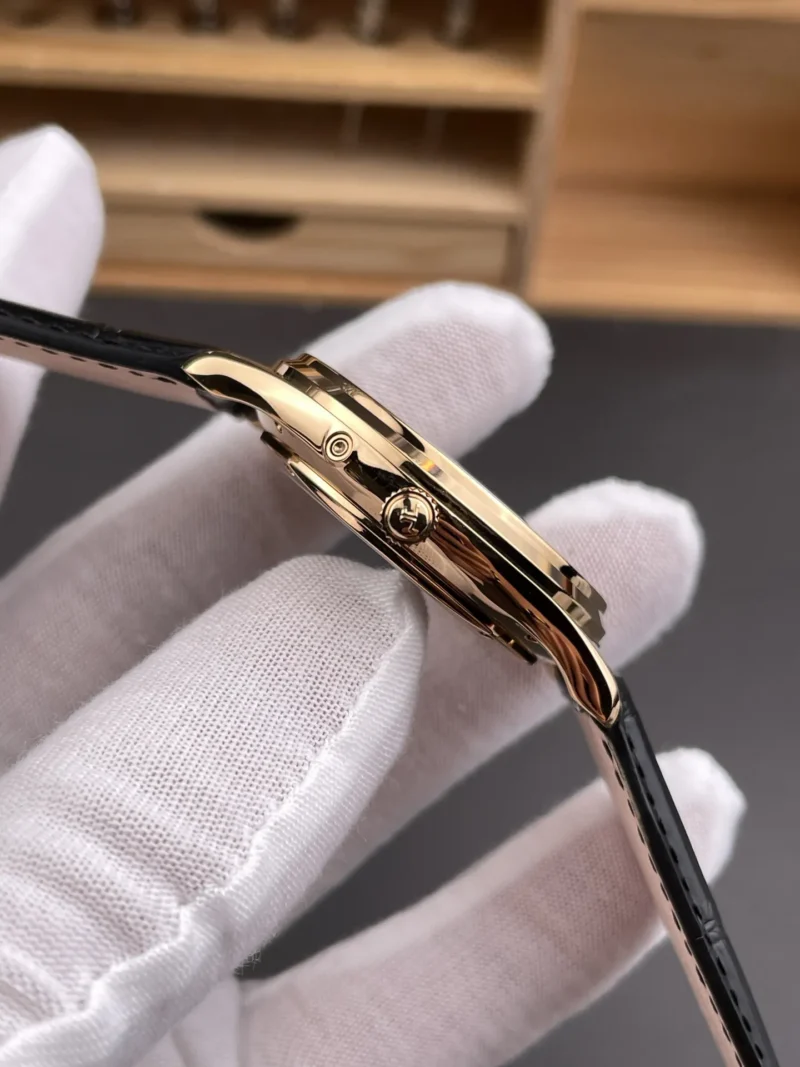 Jaeger-Le Coultre Master Rose Gold 39mm