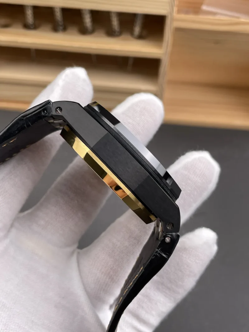 AP Royal Oak Black 44mm