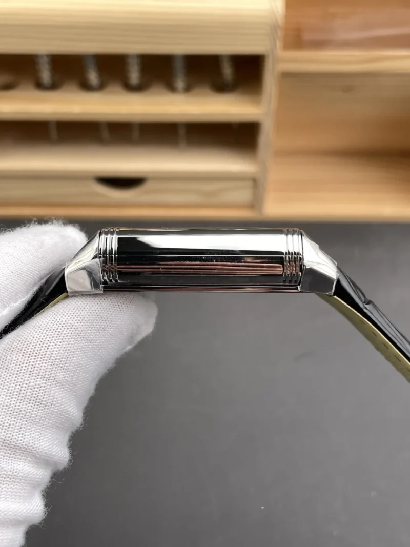 Jaeger-Le Coultre Reverso Black Dial 45.6x27.4mm