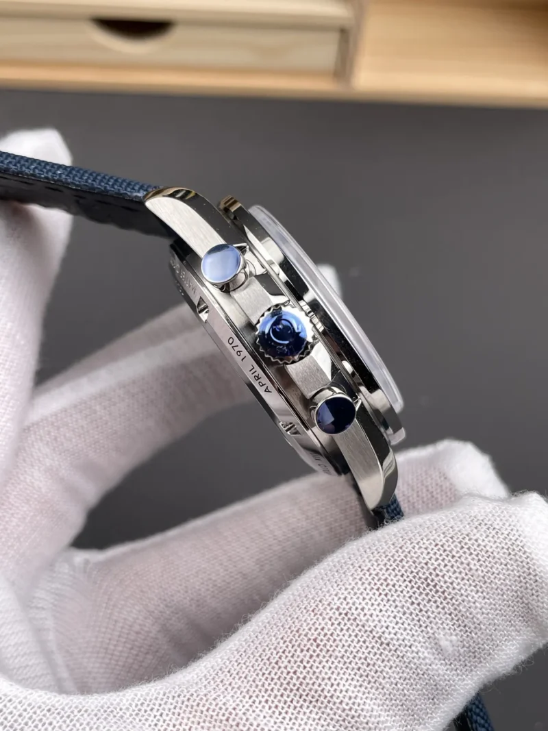 Omega Speedmaster 42mm