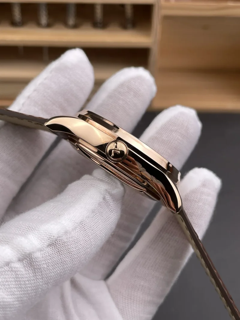 Jaeger-Le Coultre Ultra-Thin Master Perpetual Calendar 39mm