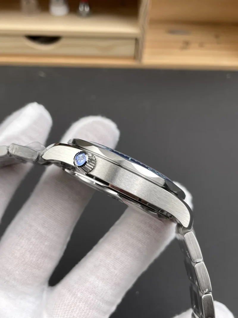 Omega Seamaster 300 Gradient Blue 42mm