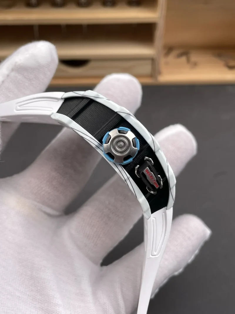 Richard Mille RM35-03 RMAL2 Carbon Fiber 50x43.2mm