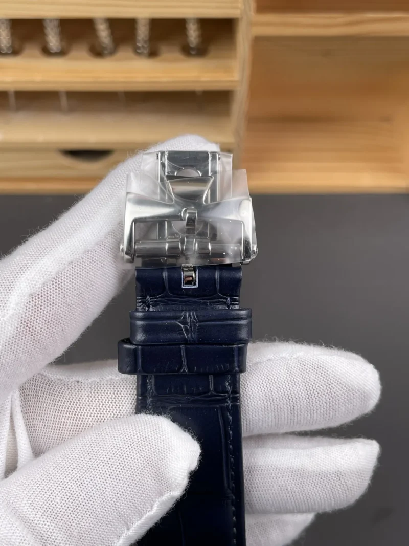 Vacheron Constantin Overseas Blue Dial 41mm
