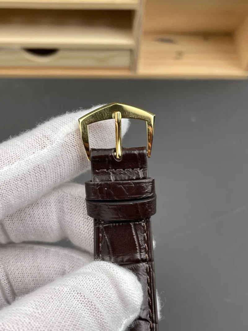 Patek Philippe Calatrava 5227 J Gold 39mm