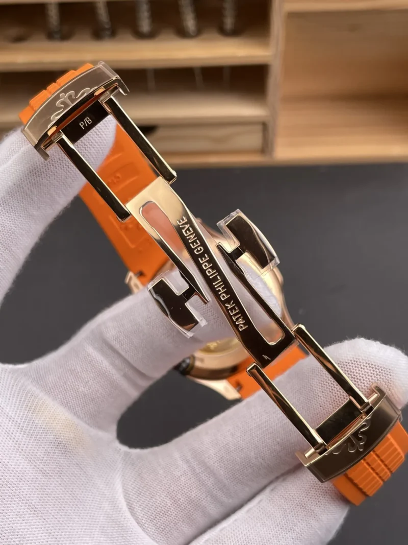 Patek Philippe Aquanaut 5167 Rose Gold 40mm