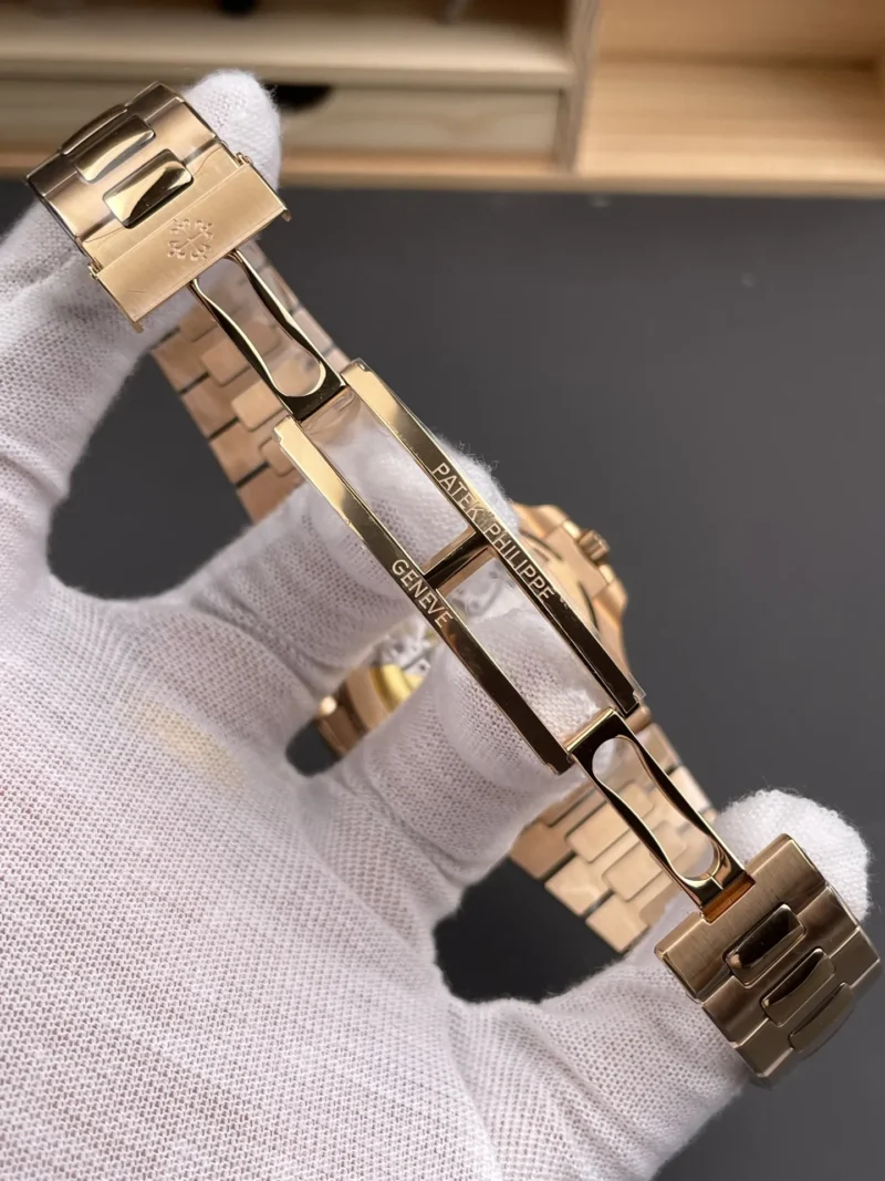 Patek Philippe Nautilus 5711 Brown 40mm