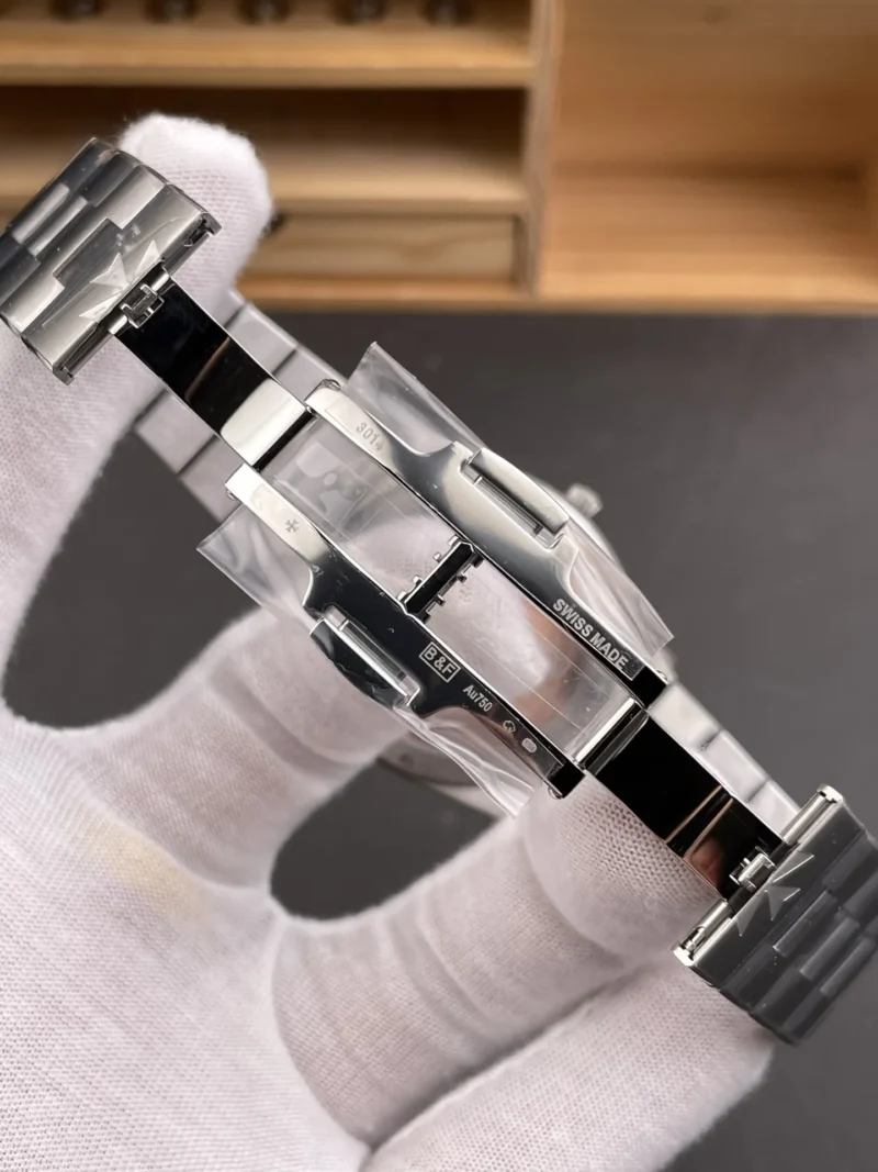 Vacheron Constantin Overseas 2000 40mm