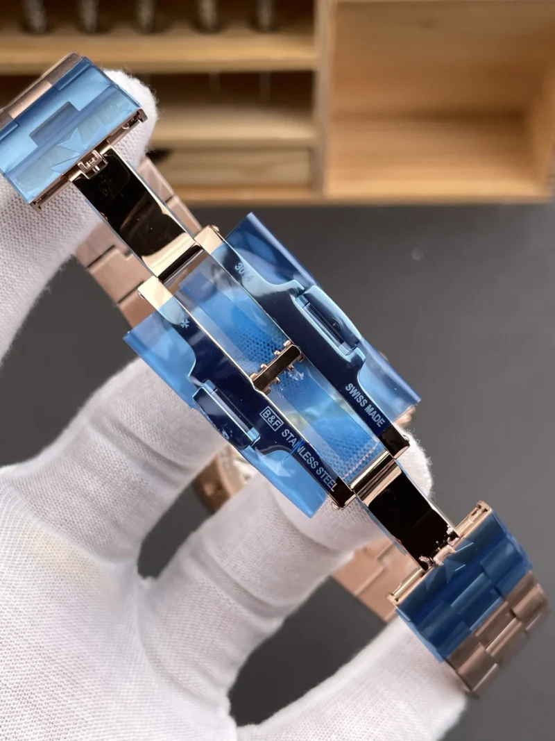 Vacheron Constantin Overseas 5500 Rose Gold 42.5mm