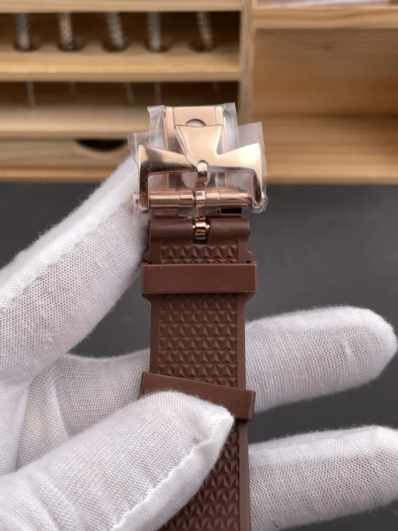 Vacheron Constantin Overseas 5500 Rose Gold 42.5mm