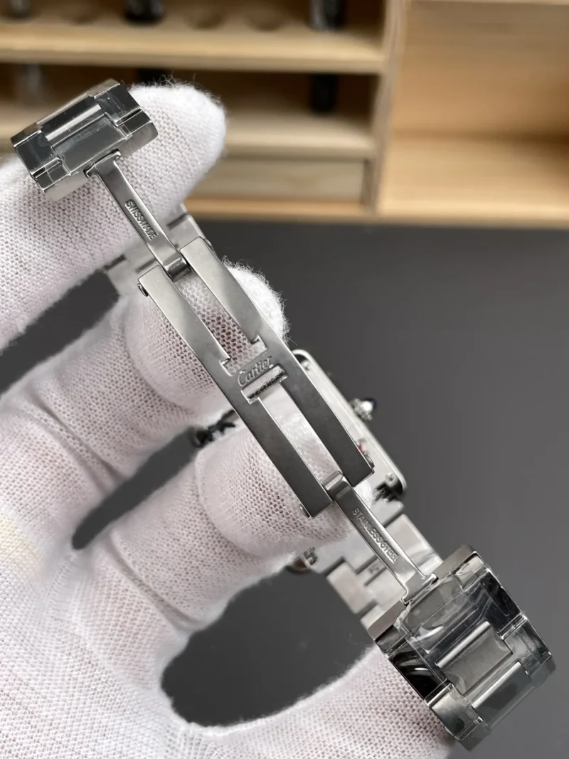 Cartier Tank Diamond Bezel 31x24.4mm