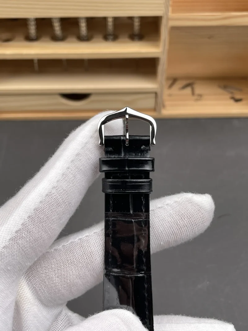 Cartier Tank White Dial 33.7x25.5mm