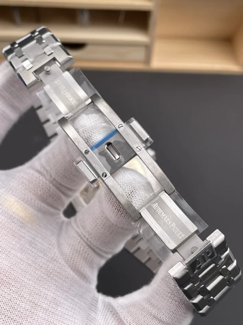 AP Royal Oak 15500 Grey Dial 41mm
