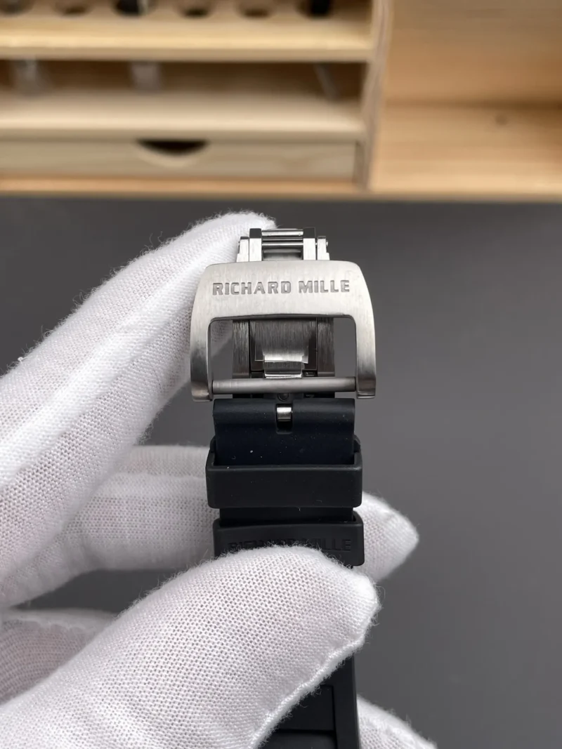 Richard Mille RM 055 Carbon 49.9x42.7mm