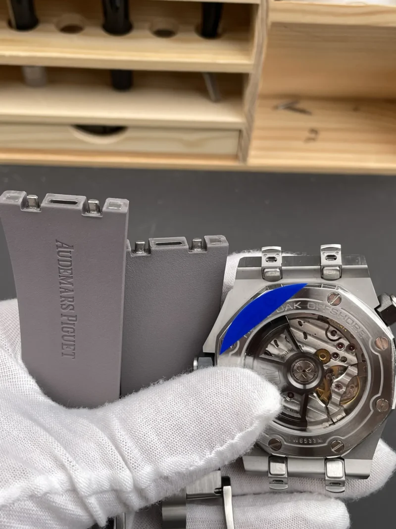 AP Royal Oak 15720 Grey Dial 42mm