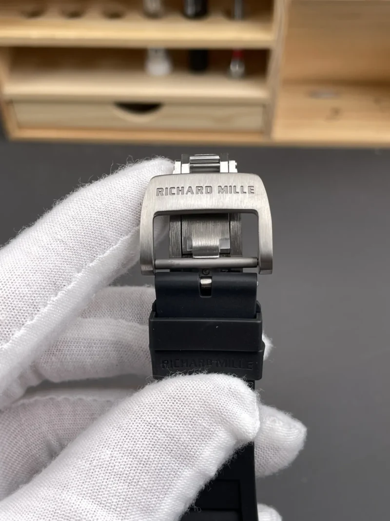 Richard Mille RM 055 Carbon 49.9x42.7mm