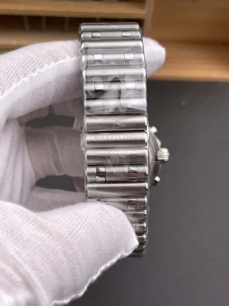 Breitling Chronomat B01 Black dialdual straps included 42mm