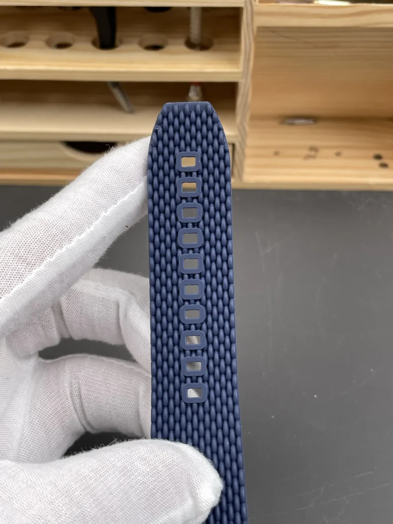 Breitling Superocean Blue Dial 40mm