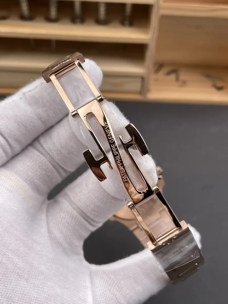 Patek Philippe Nautilus 7010 Rose Gold 32mm