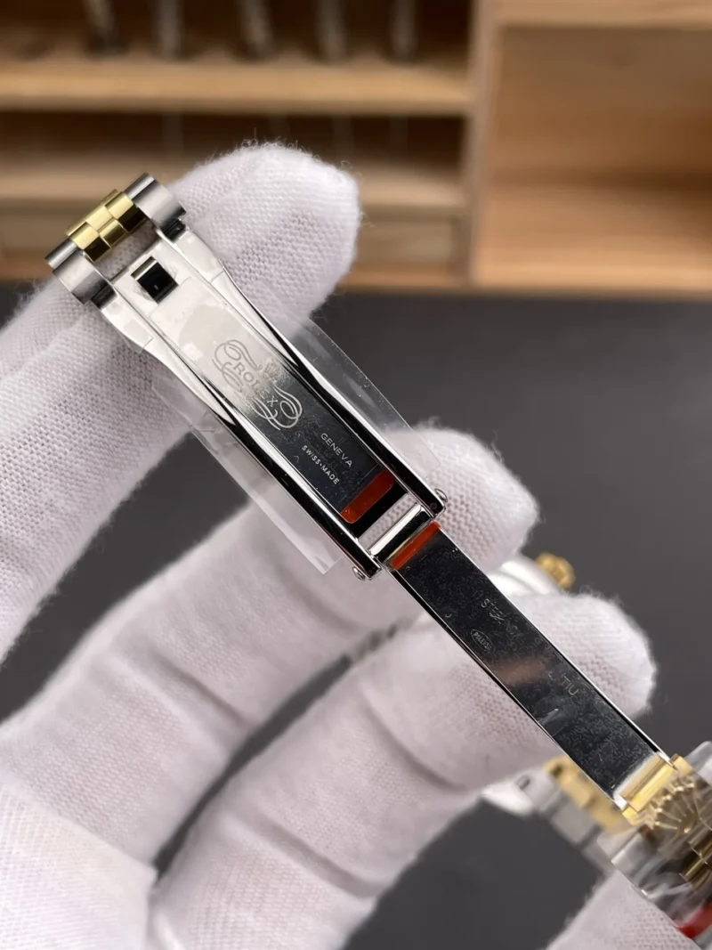 img08_1202_GS_劳力士_日志型_间金钻刻钻圈绿盘女表_28mm_2671机芯.webp Rolex Datejust Two-Tone Ladies 28mm