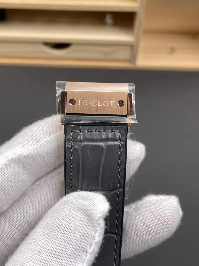 Hublot Classic Fusion Rose Gold 42mm