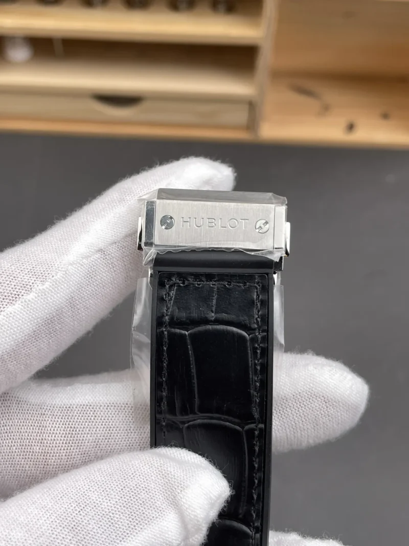 Hublot Classic Fusion Black Dial 42mm