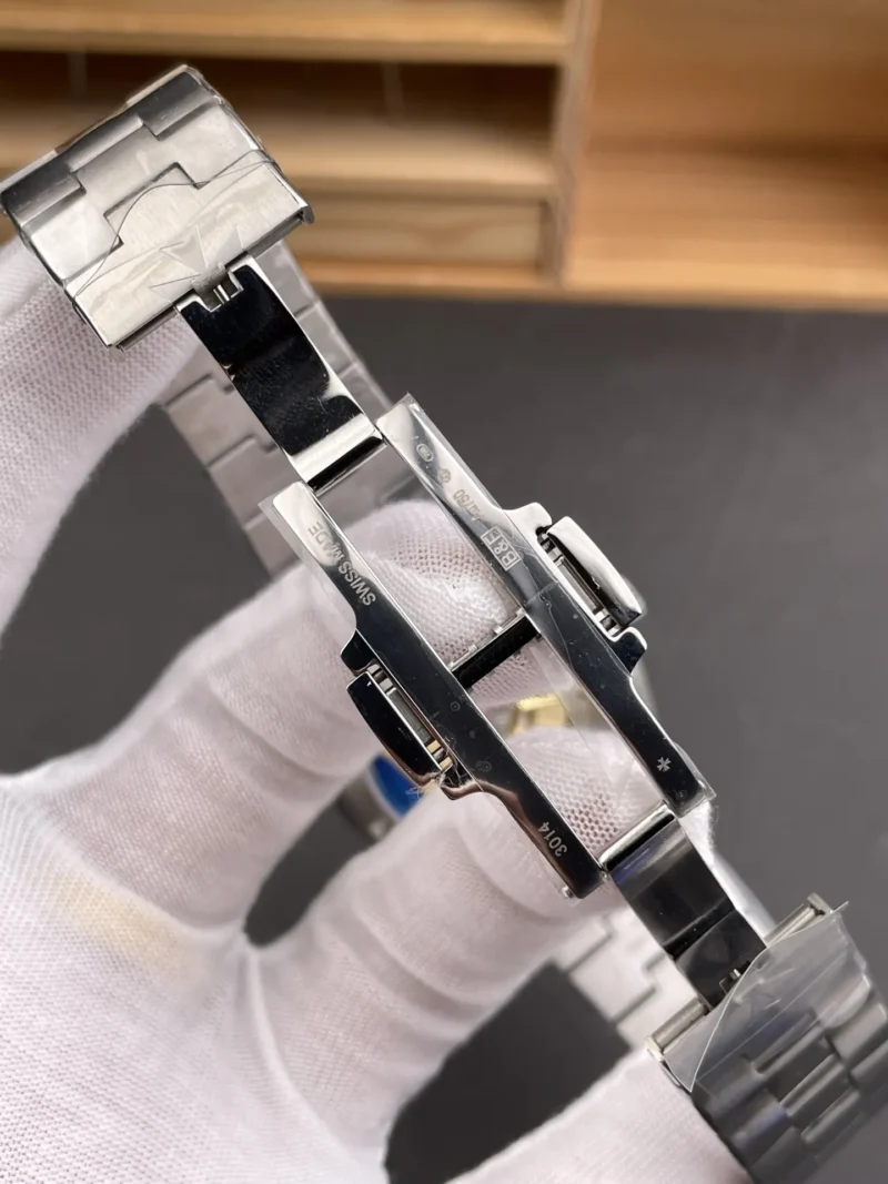 Vacheron Constantin Overseas Silver Dial 41mm
