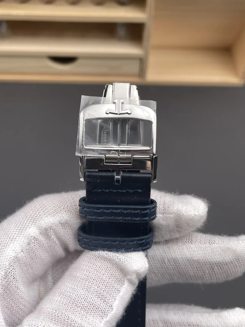 Jaeger-Le Coultre Reverso White Dial 45.6x27.4mm