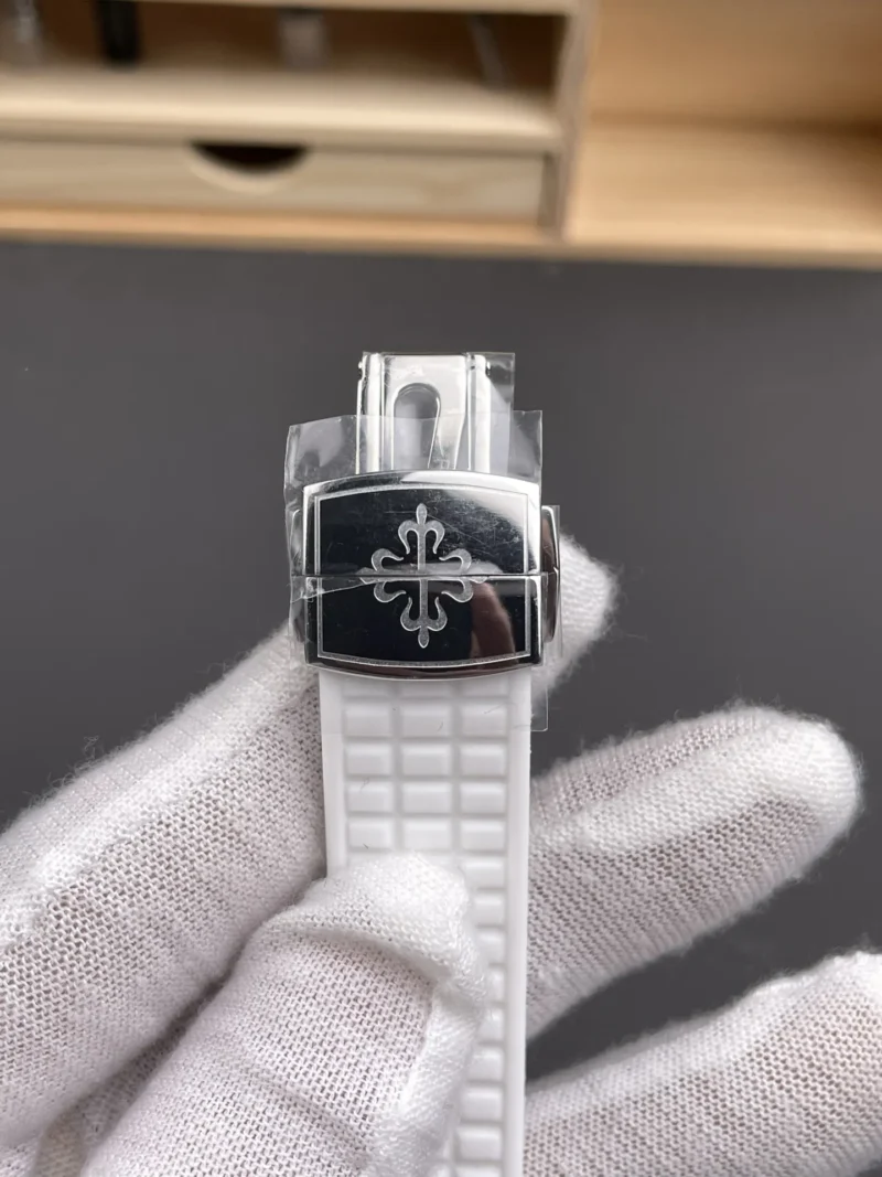 Patek Philippe Aquanaut Diamond Bezel 35.6mm