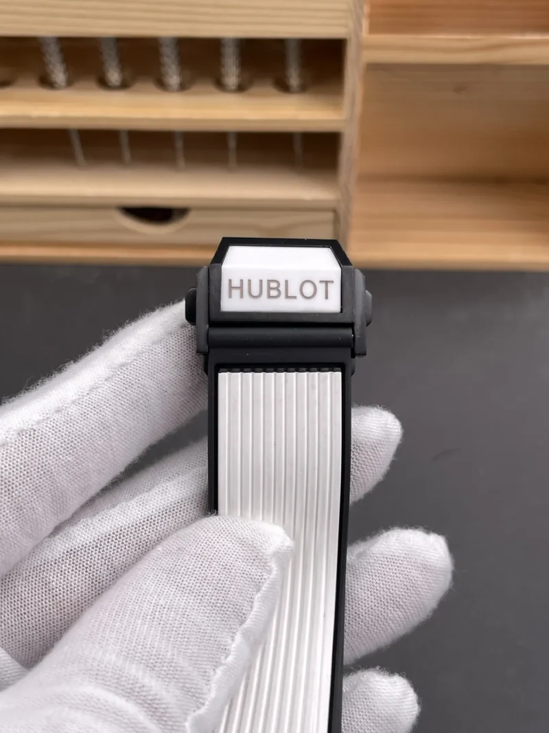 Hublot Big Bang Ceramic 42mm