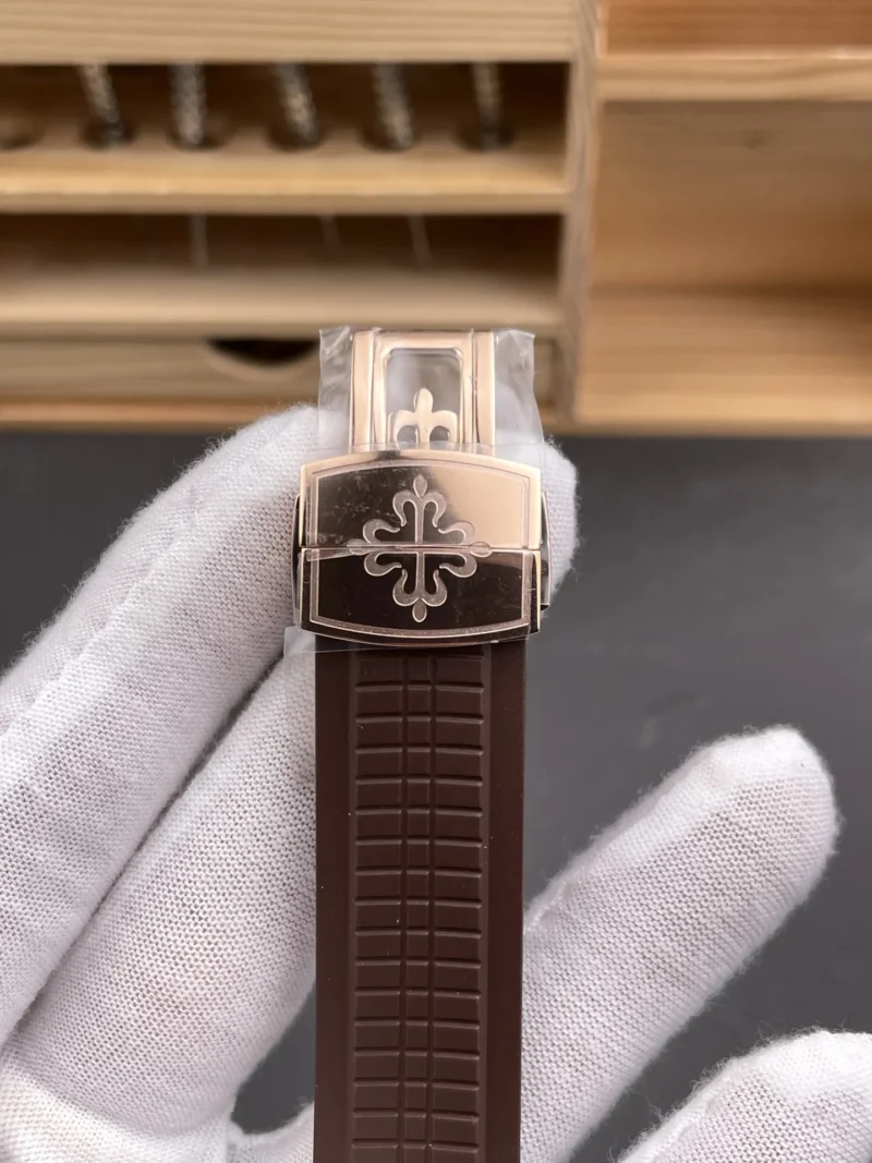 Patek Philippe Aquanaut Rose Gold 40.8mm