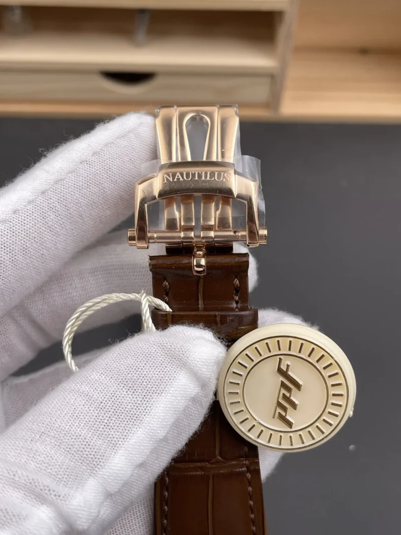 Patek Philippe Nautilus Rose Gold 40mm