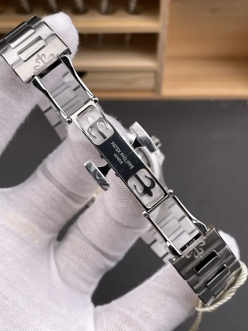 Patek Philippe Nautilus Diamond Bezel 35.2mm