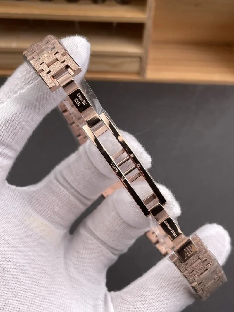 AP Royal Oak 67630 Rose Gold 23mm