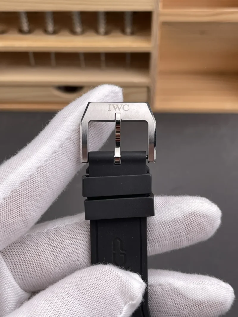 IWC Pilot Exhibition Caseback 41mm