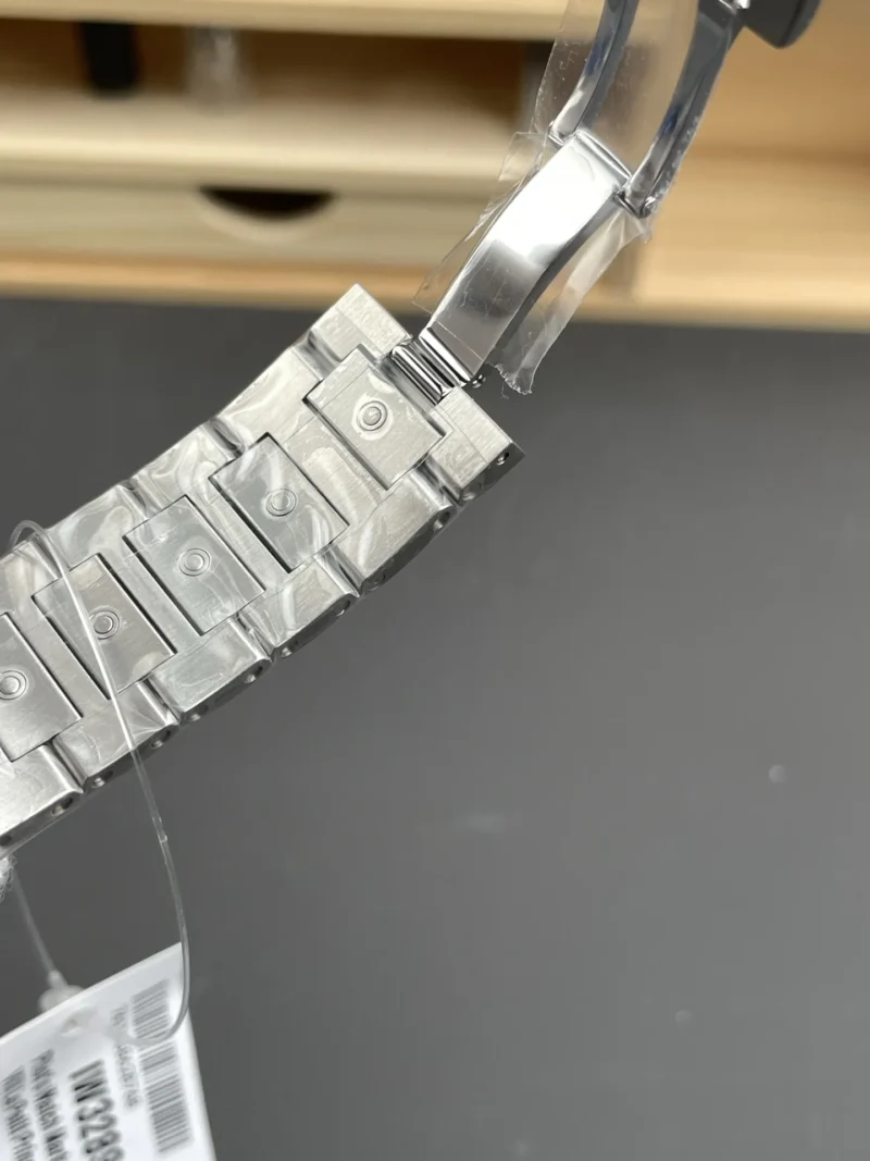 IWC Ingenieur Black Dial 40mm
