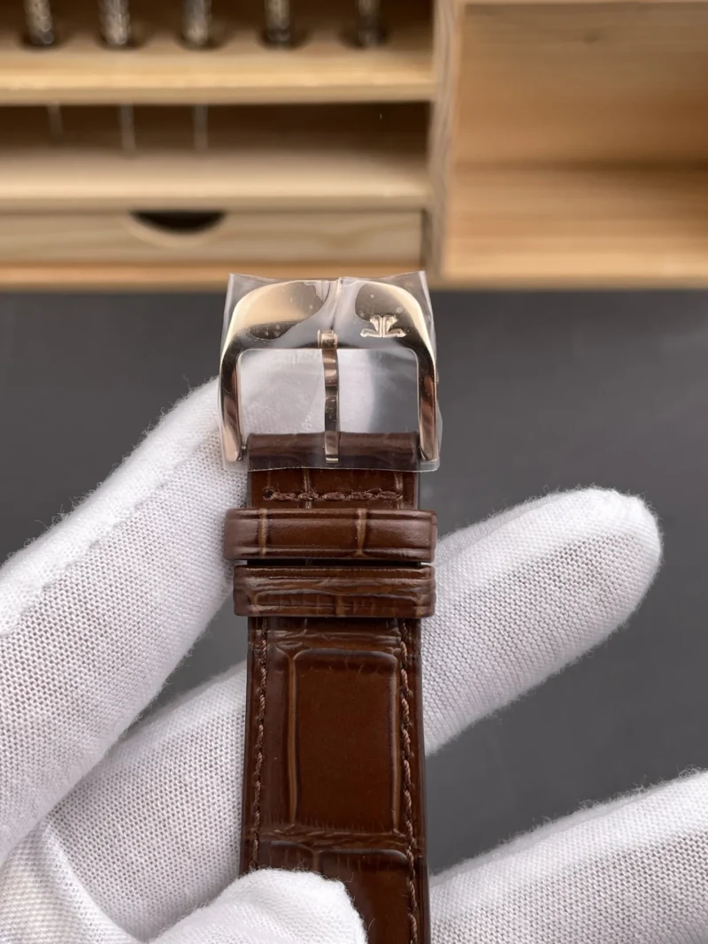Jaeger-Le Coultre Ultra-Thin Master Perpetual Calendar 39mm
