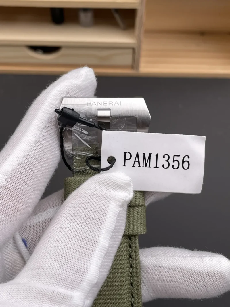 Panerai Luminor PAM1356 Green Dial 44mm