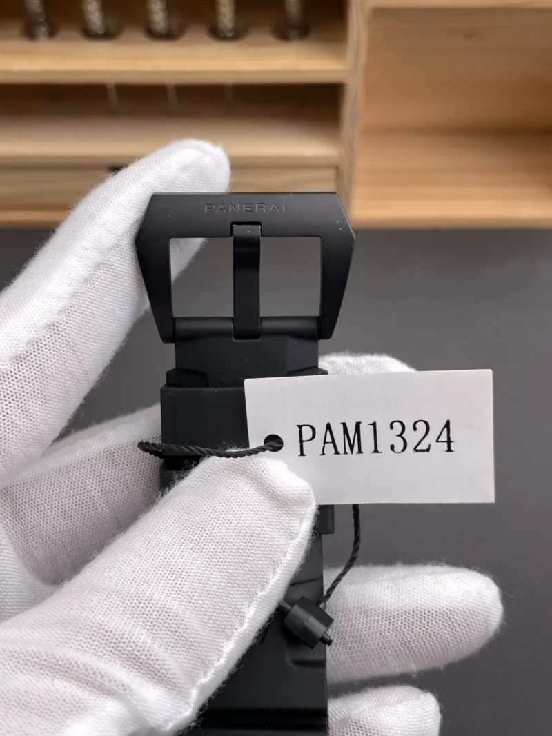 Panerai Submersible Submersible PAM1324 Carbon Fiber 44mm