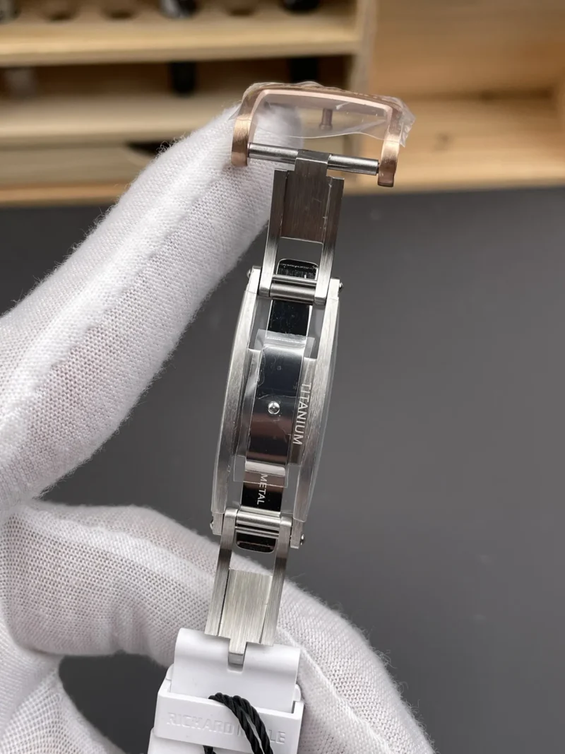 Richard Mille RM 07-01 Ceramic 45mm