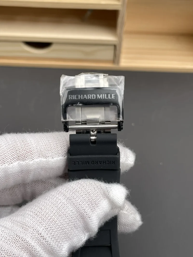 Richard Mille RM 055 Carbon Fiber 49.9x42.07mm