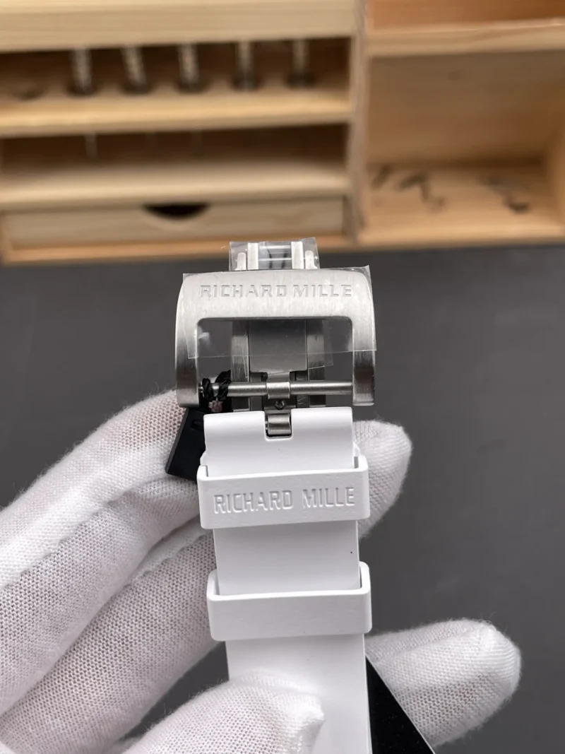 Richard Mille RM35-03 RMAL2 Carbon Fiber 50x43.2mm
