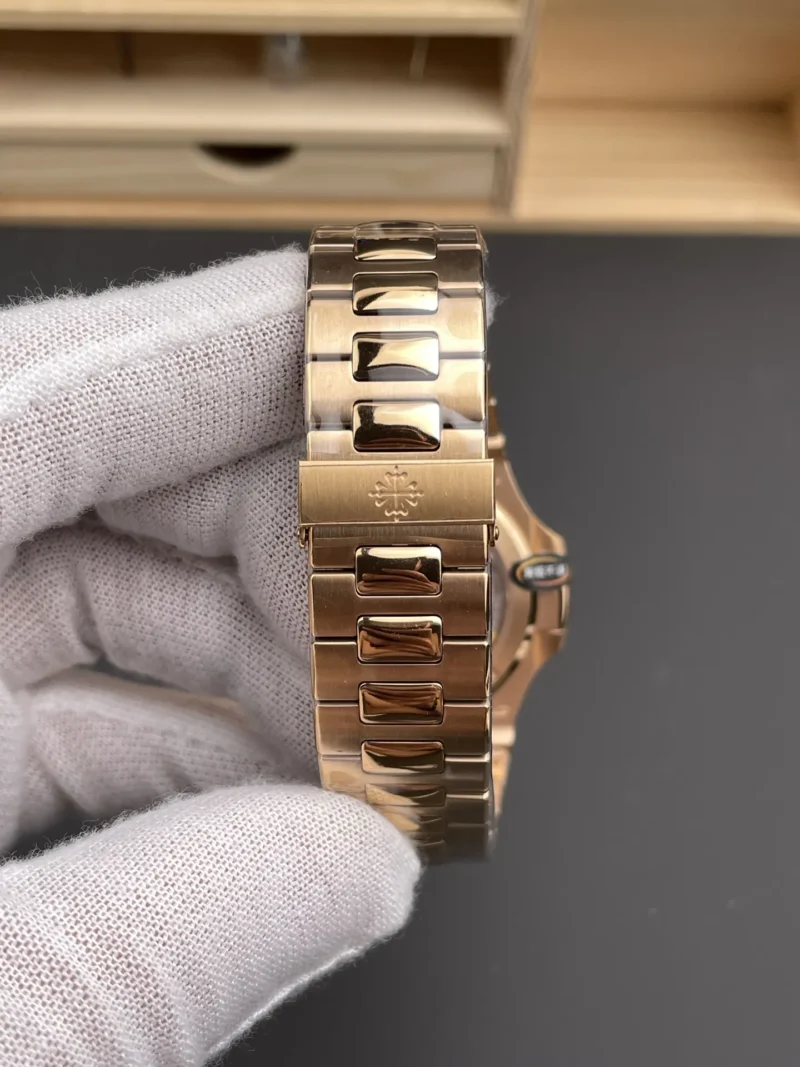 Patek Philippe Nautilus 5711 Black 40mm