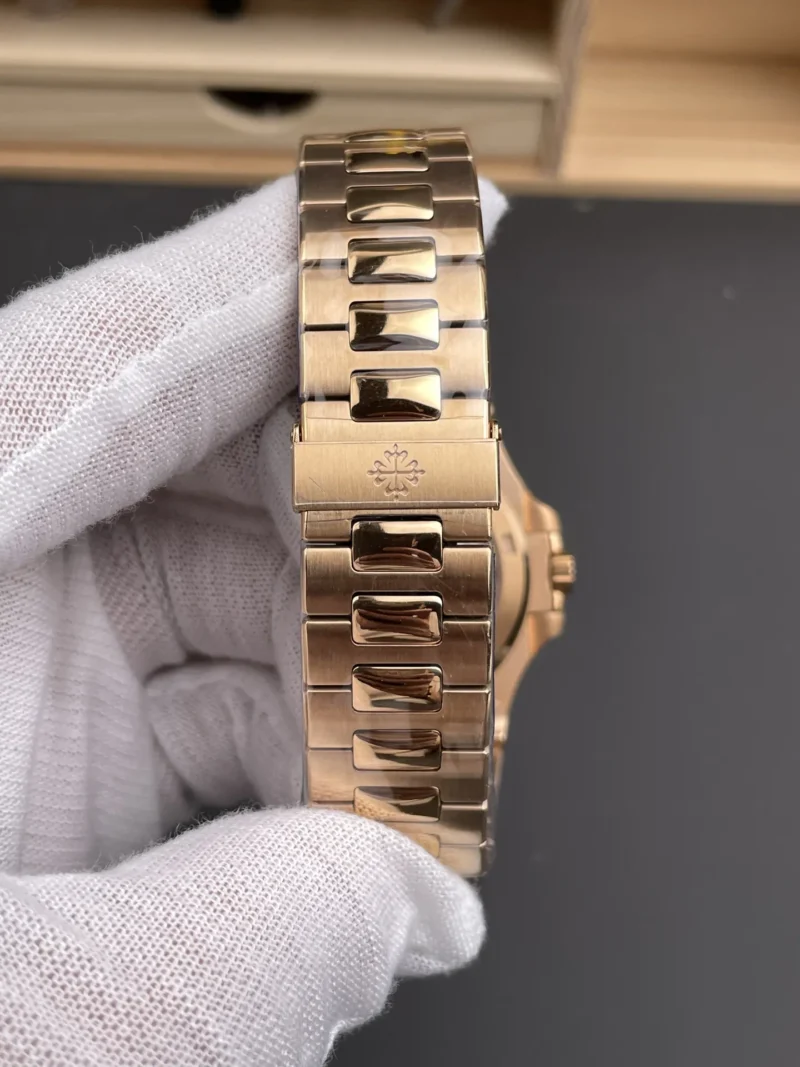 Patek Philippe Nautilus 5711 Brown 40mm