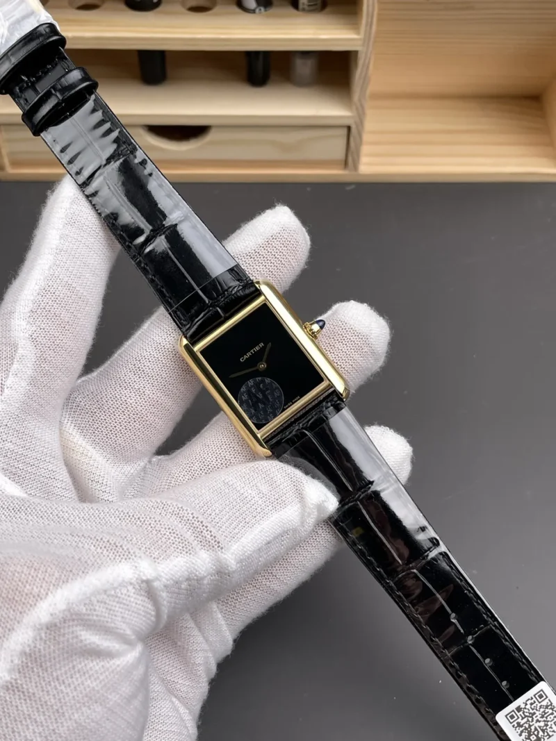 Cartier Tank Black Dial 33.7x25.5mm