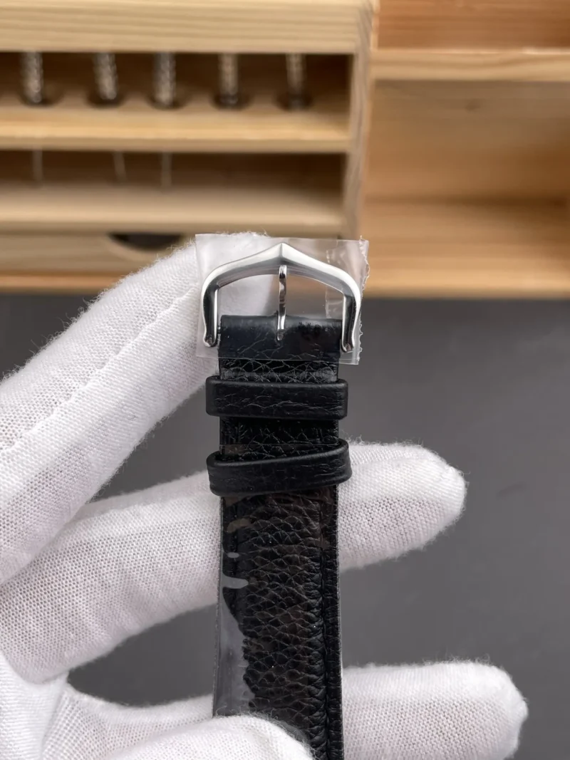 Cartier Tank New 33.7x25.5mm