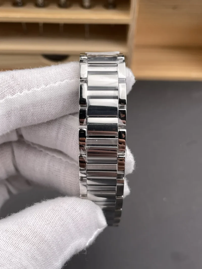 Cartier Tank Diamond Bezel 29.5x22mm