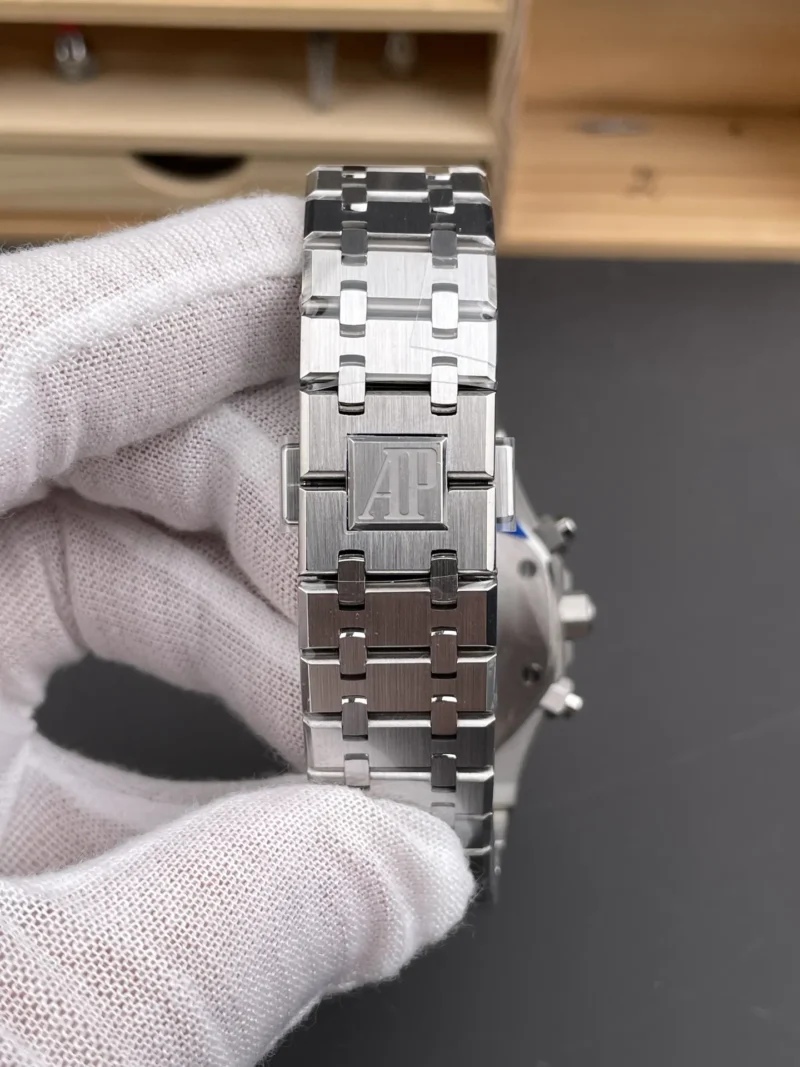 AP Royal Oak 26331 Panda 41mm