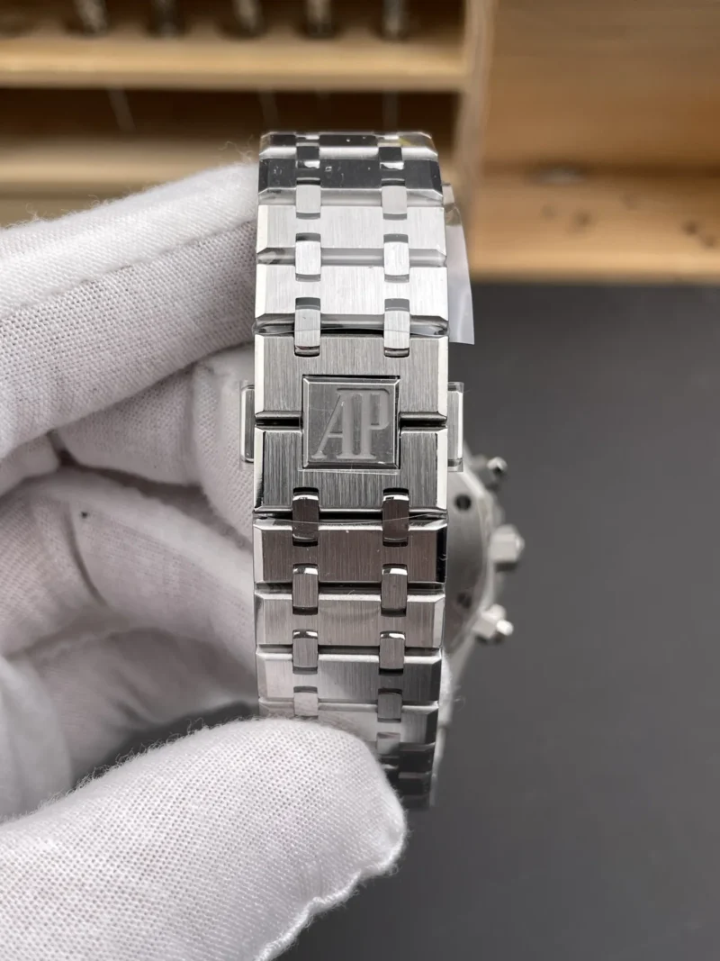 AP Royal Oak 26331 Panda 41mm