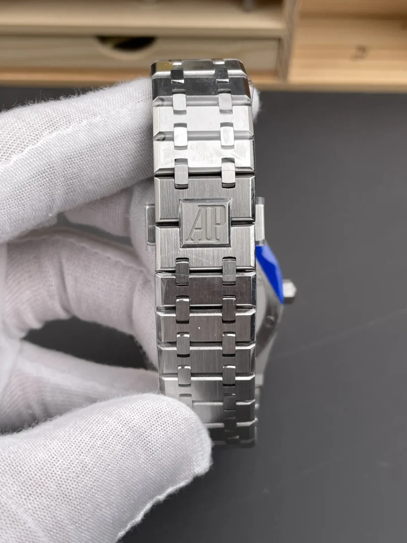 AP Royal Oak 26574 Blue Dial 41mm